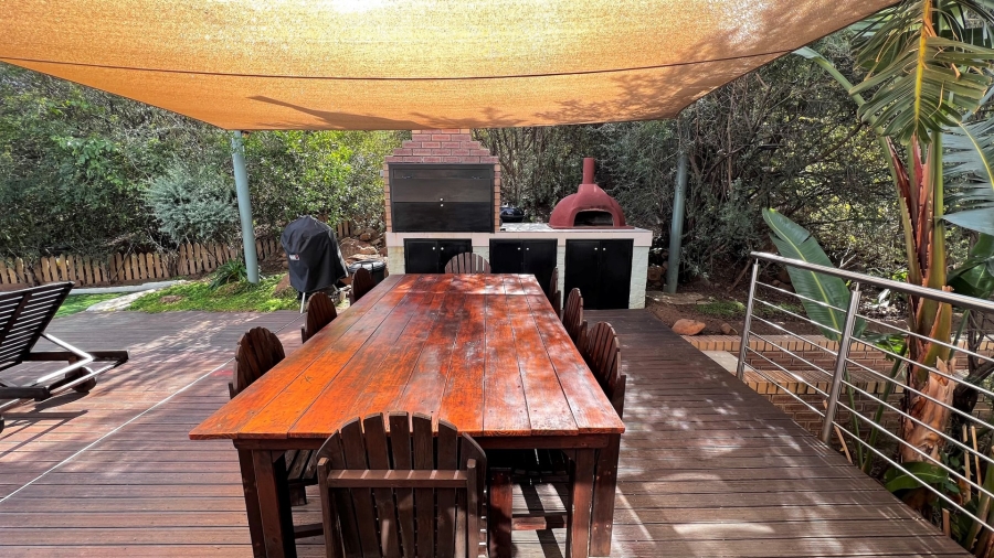 4 Bedroom Property for Sale in Langenhovenpark Free State